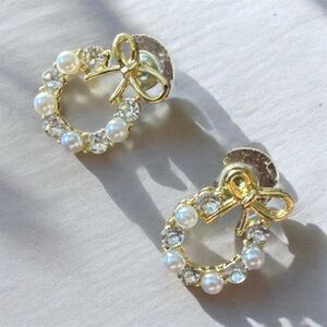 Elegant Gold and Pearl Bow Earrings
